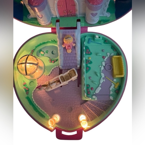 1992 Polly Pocket Starlight Castle - Picture 3 of 10